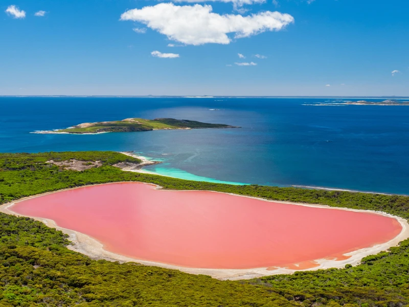 Lake Hillier